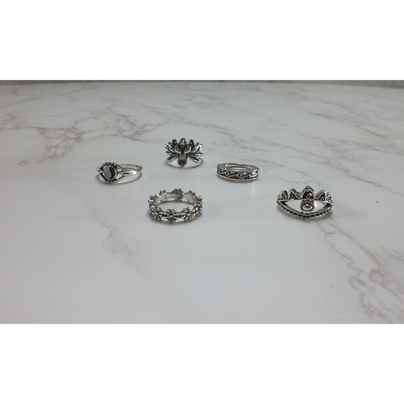 Lot Of 5 Rings Gypsy Boho Western Lotus Yin Yang Waves Daisy Eye Silver Plated - Picture 2 of 9